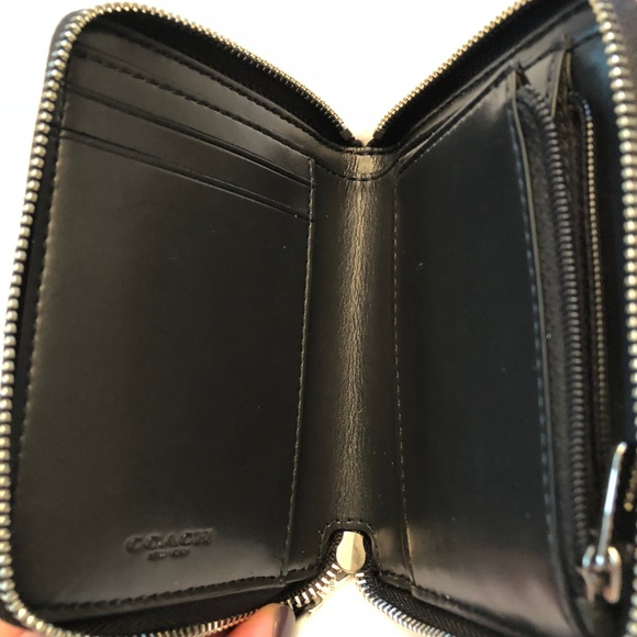 NWT COACH Wild Camo Small Zip Around Wallet - Picture 3 of 5